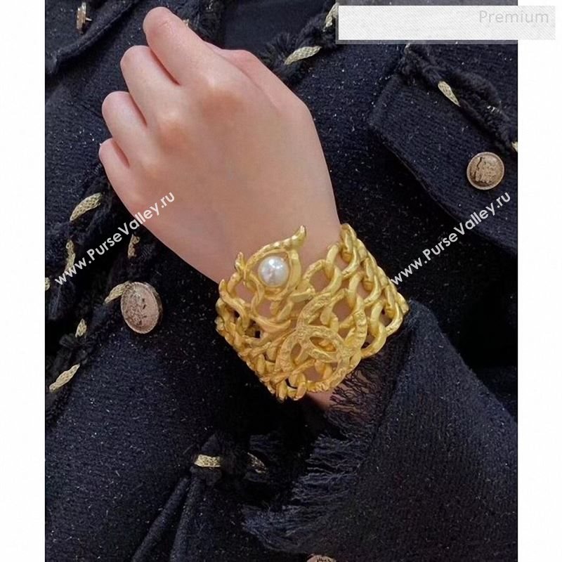Chanel Metal Pearl Cuff Bracelet AB3185 2019 (YF-9122802)