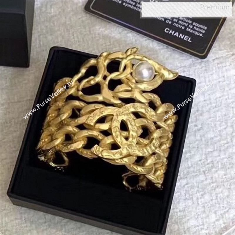 Chanel Metal Pearl Cuff Bracelet AB3185 2019 (YF-9122802)