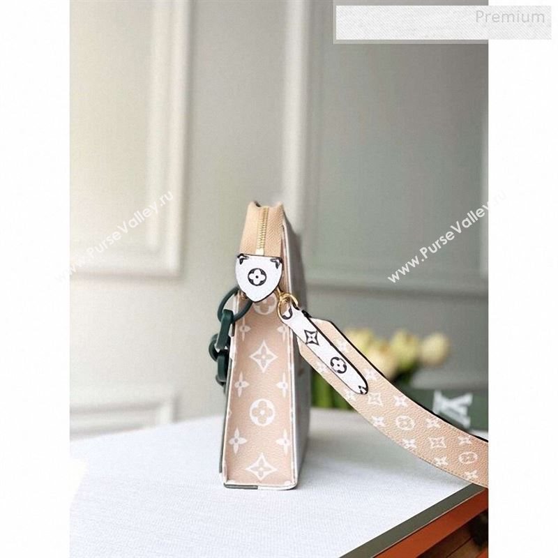 Louis Vuitton Giant Monogram Strap Toilet Pouch XL Green 2019 (KD-9123010)