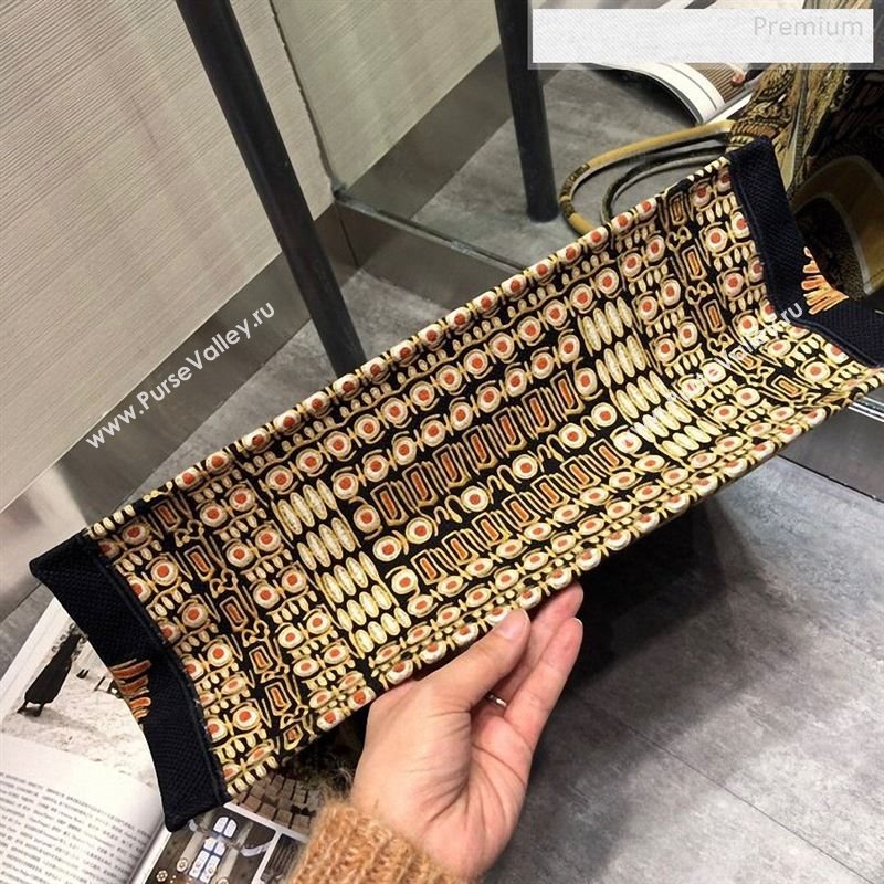 Dior Yellow Dior Book Tote in Giraffe Animal Embroidered Canvas Bag 2020 (XXG-9123018)