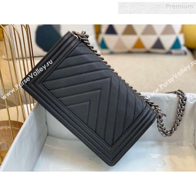 Chanel Chevron Grained Calfskin Medium Boy Flap Bag A67086 Black/Vintage Silver 2019 (SMJD-0010214)