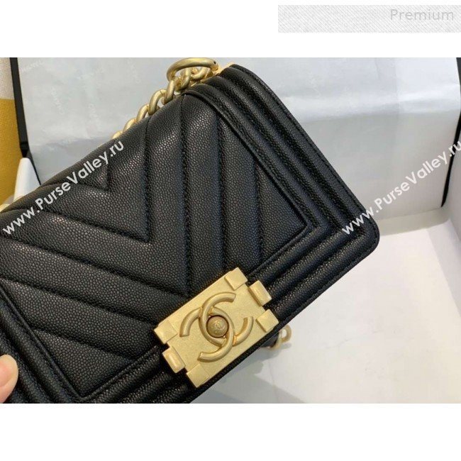 Chanel Chevron Grained Calfskin Small Boy Flap Bag A67085 Black/Bright Gold 2019 (SMJD-0010211)
