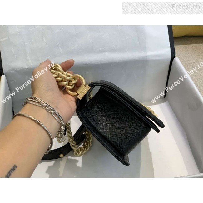Chanel Chevron Grained Calfskin Small Boy Flap Bag A67085 Black/Bright Gold 2019 (SMJD-0010211)