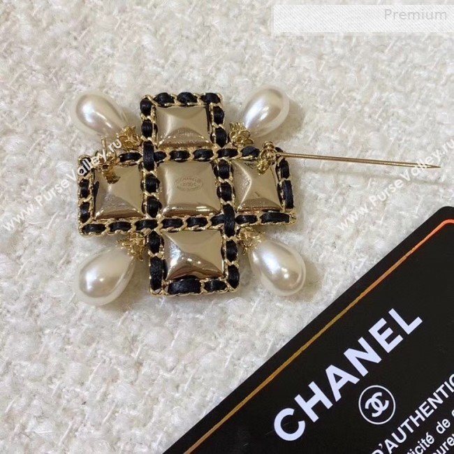Chanel Chain Leather Square Brooch AB2973 2019 (YF-0010624)