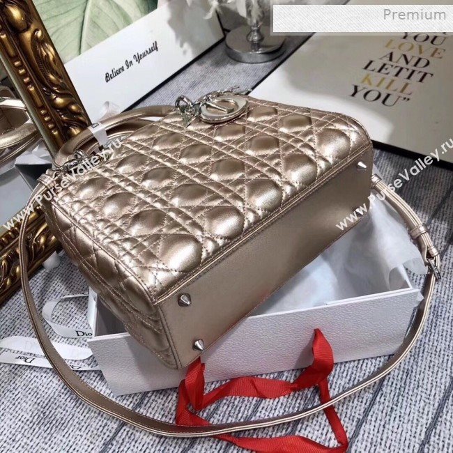 Dior Lady Dior Medium Bag in Cannage Metallic Leather Champagne/Silver 2019 (XXG-0011730)