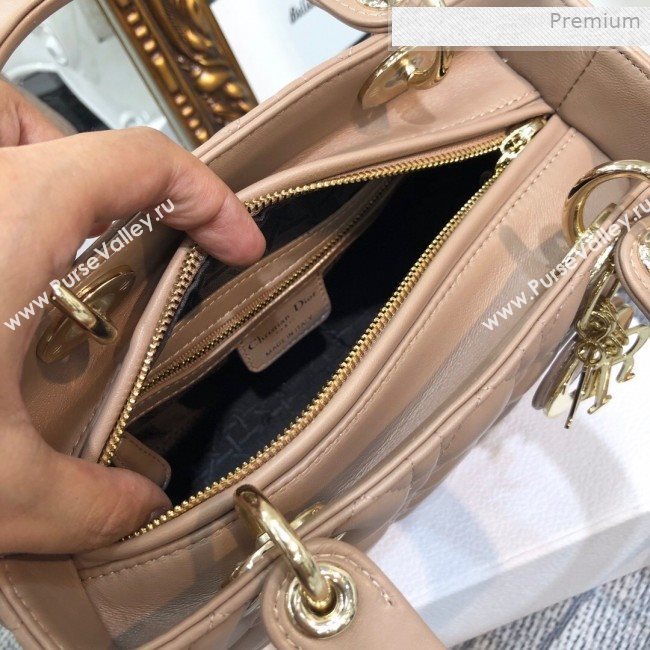Dior Lady Dior Medium Bag in Cannage Lambskin Beige/Gold 2019 (XXG-0011725)