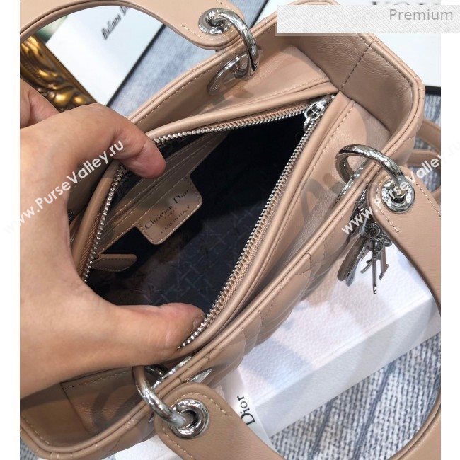 Dior Lady Dior Medium Bag in Cannage Lambskin Beige/Silver 2019 (XXG-0011726)