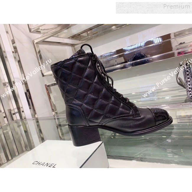 Chanel Quilted Patent Calfskin Lace-up Short Boots G35281 Black 2019 (XO-9120601)