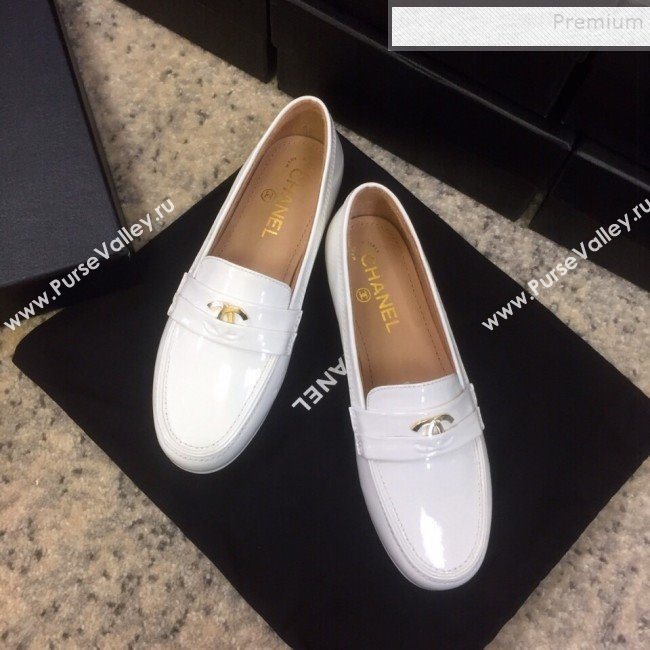 Chanel Patent Calfskin Flat Loafers G35110 White 2020 (DLY-9120611)