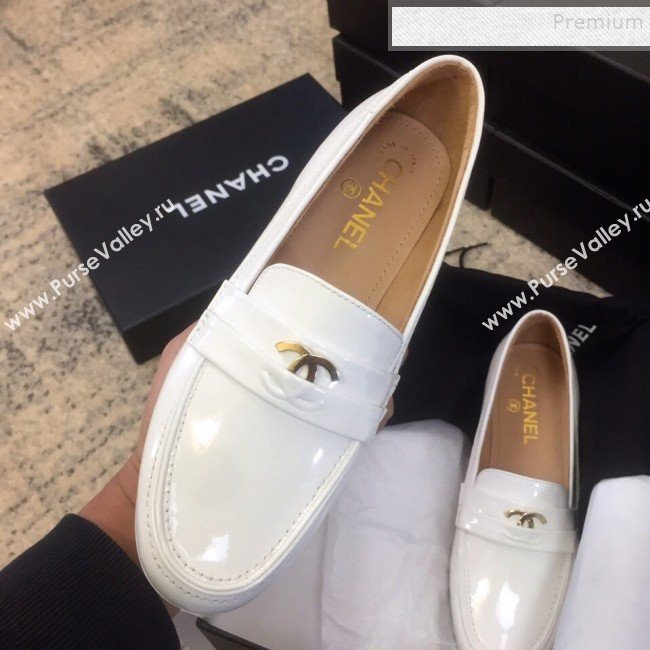 Chanel Patent Calfskin Flat Loafers G35110 White 2020 (DLY-9120611)