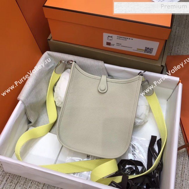 Hermes Evelyne Mini Bag in Original Togo Leather 17cm Off-white (XY-9120264 )