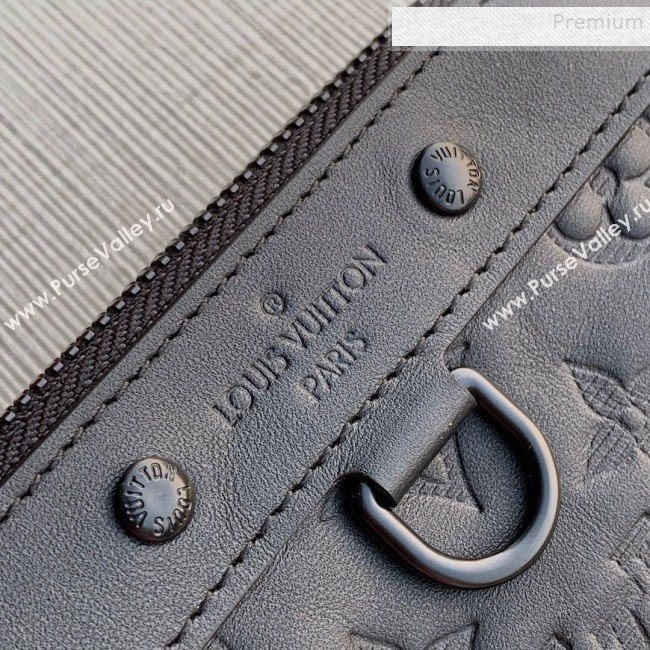 Louis Vuitton Mens Discovery Pochette PM Monogram Embossed Leather Pouch M44335 2019 (KD-9120430)