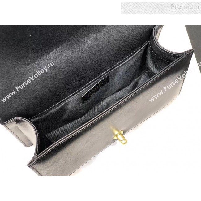 Chanel Quilted Calfskin Chain Medium Boy Flap Bag A67086 Black 2019 (KAIS-9120917)