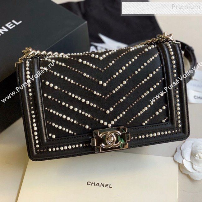 Chanel Pearl Chevron Calfskin Medium Boy Flap Bag A67086 Black 2020 (FM-9120927)