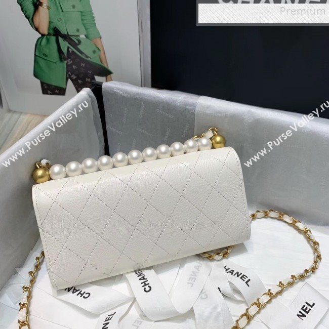 Chanel Quilted Leather Pearl Clutch with Chain AP1001 White 2019 (KAIS-9121318)