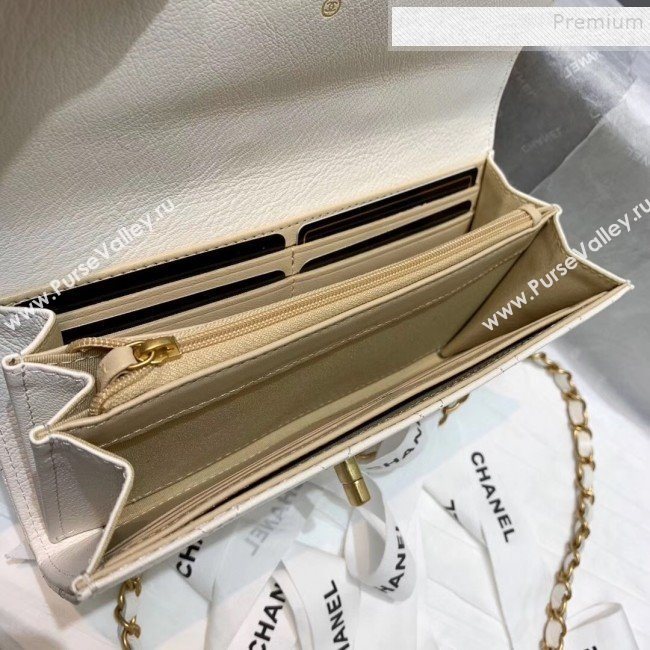 Chanel Quilted Leather Pearl Clutch with Chain AP1001 White 2019 (KAIS-9121318)
