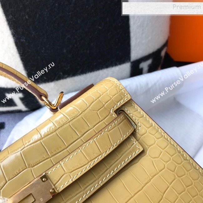 Hermes Kelly 25/28cm in Crocodile Embossed Calf Leather Light Yellow/Gold 2019 (Half Handmade) (FL-9122132)