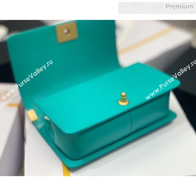 Chanel Quilted Origial Haas Caviar Leather Medium Boy Flap Bag Turquoise with Matte Gold Hardware(Top Quality) (MH-0031742)