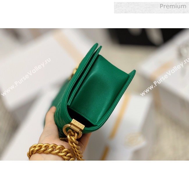 Chanel Quilted Origial Haas Caviar Leather Medium Boy Flap Bag Green with Matte Gold Hardware(Top Quality) (MH-0031745)