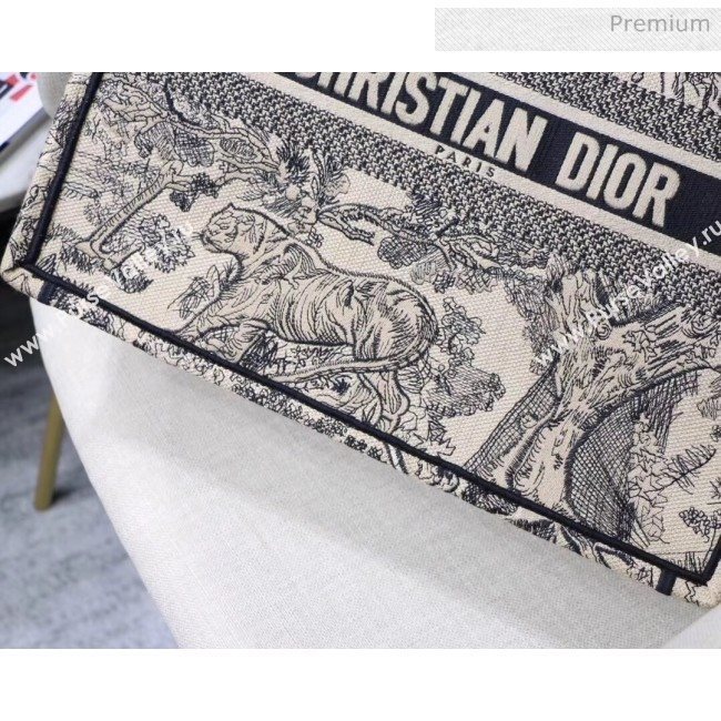 Dior Large Book Tote Bag in Tiger Embroidered Canvas 2019 (XXG-20031917)