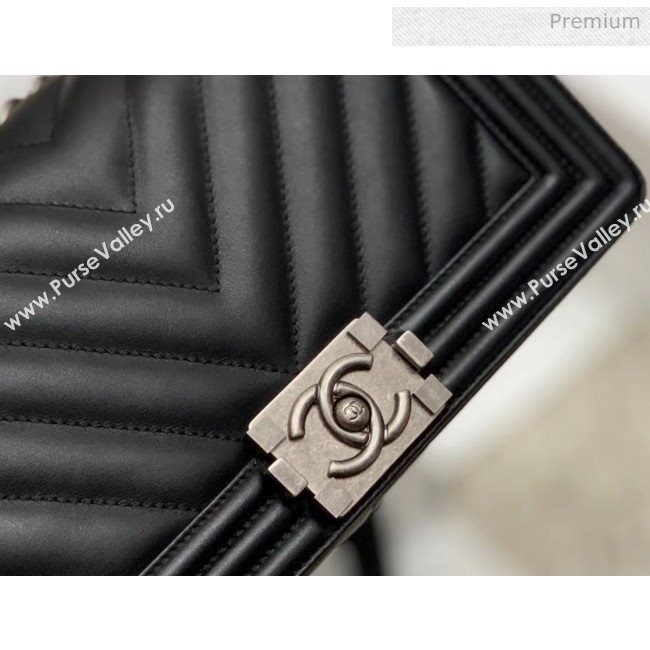 Chanel Chevron Baby Calfskin Medium Boy Flap Bag with Vintage Silver Hardware Black(Top Quality) (MH-20031614)
