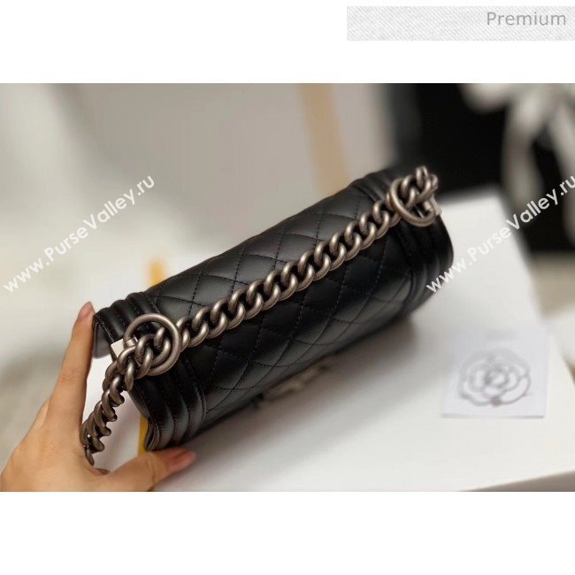 Chanel Quilted Baby Calfskin Small Boy Flap Bag With Vintage Silver Hardware Black(Top Quality) (MH-20031615)