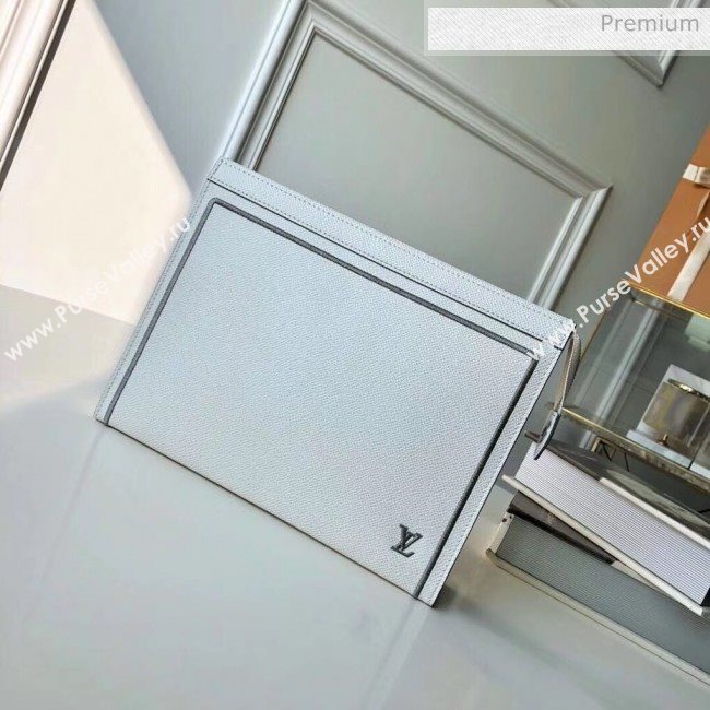 Louis Vuitton Taiga Leather Pochette Voyage MM Pouch White M63397 (K-20032717)