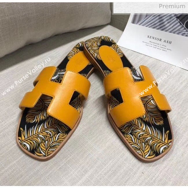Hermes Calfskin Oran Sandal With &quot;Fantaisie Botanique&quot; Printed Canvas Ginger 2020 (MD-20040120)
