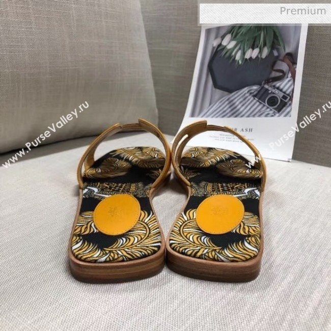 Hermes Calfskin Oran Sandal With &quot;Fantaisie Botanique&quot; Printed Canvas Ginger 2020 (MD-20040120)