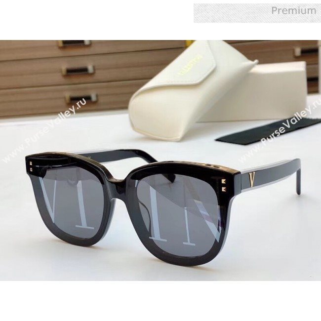 Valentino Sunglasses Black 40 2020 (A-20040971)