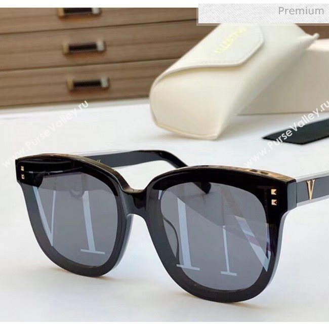 Valentino Sunglasses Black 40 2020 (A-20040971)