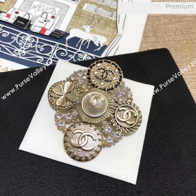 Chanel Badge Brooch 25 2020 (YF-20040652)