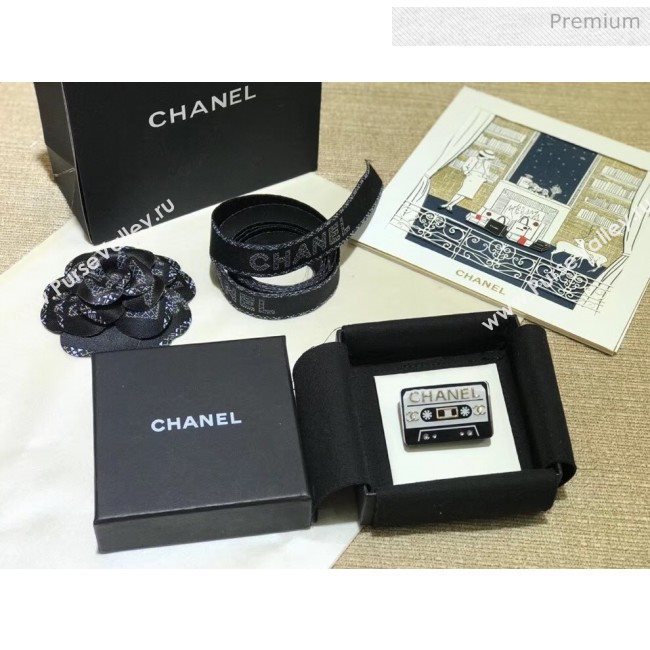 Chanel Cassette Brooch 27 2020 (YF-20040653)