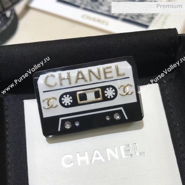 Chanel Cassette Brooch 27 2020 (YF-20040653)