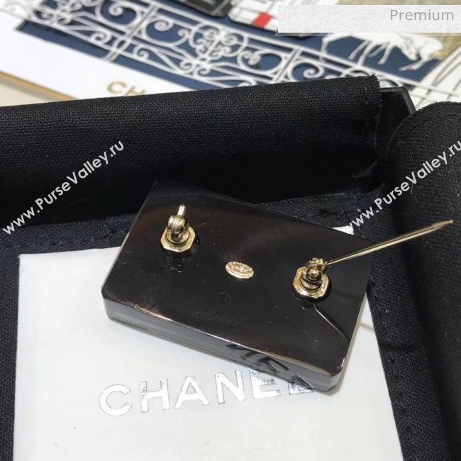 Chanel Cassette Brooch 27 2020 (YF-20040653)