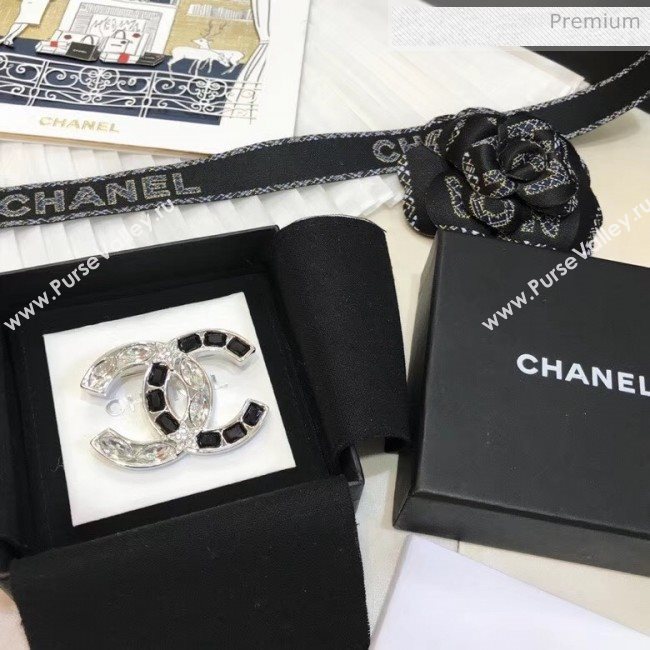 Chanel CC Brooch 49 2020 (YF-20040676)