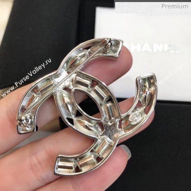 Chanel CC Brooch 49 2020 (YF-20040676)