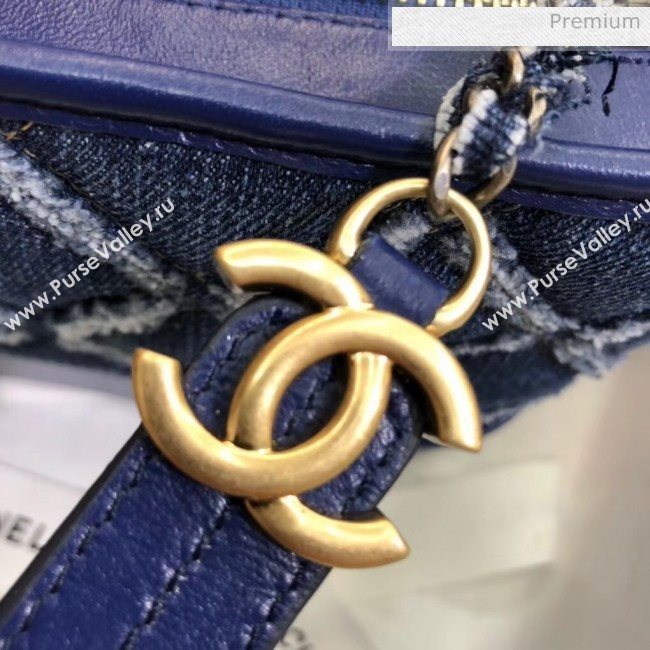 Chanel CHANELS GABRIELLE Small Hobo Bag In Denim &amp; Calfskin A91810 Deep Blue 2020 (SS-20042216)