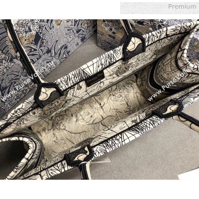 Dior Large Book Tote with Star Embroidery White/Black 2020 (XXG-20042931)