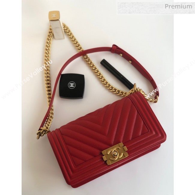 Chanel Grained Chevron Calfskin Medium Boy Flap Bag Red 2020 (YD-0022107)
