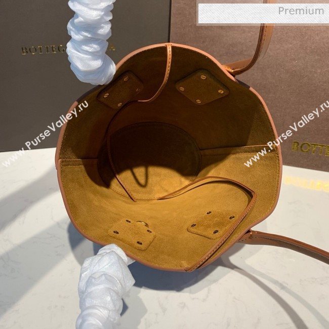 Bottega Veneta Smooth Leather Mini Basket Tote Bag Brown 2020 (MS-20031134)