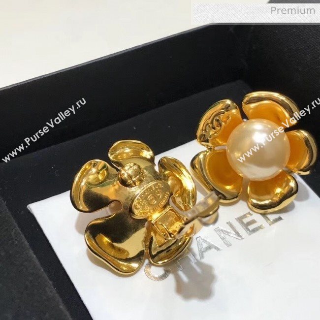 Chanel Pearl Bloom Stud Earrings Gold/White 2020 (YF-20031203)