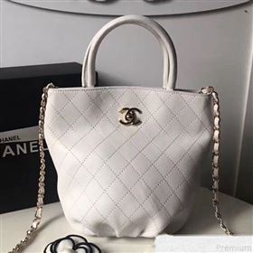 Chanel Quilted Calfskin Pleated Bucket Shopping Bag White 2019 (FENGH-9050907)
