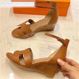 Hermes H Calfskin Mid-Heel Ankle Strap Wedge Sandals Brown 2019 (1054-9070428)