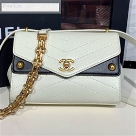 Chanel Chevron Calfskin Studded Charm Small Flap Bag White 2019 (KAIS-9070818)