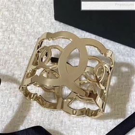 Chanel Cutout Metal Cuff Bracelet AB2655 Gold 2019 (YF-9121258)