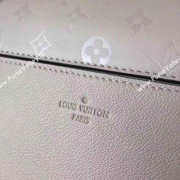 Louis Vuitton VERY ONE HANDLE M51989 Apricot