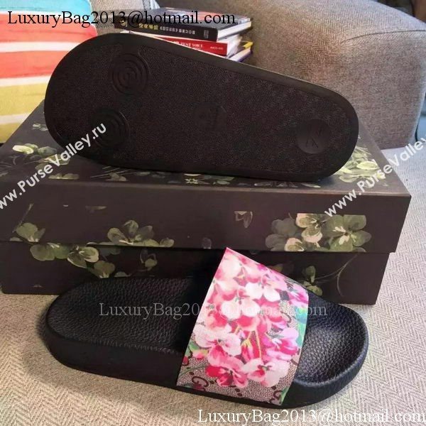 Gucci Slippers Leather GG759 Bloom