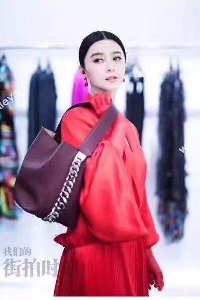 Givenchy Saddle Bag Calfskin Leather G06634 Wine