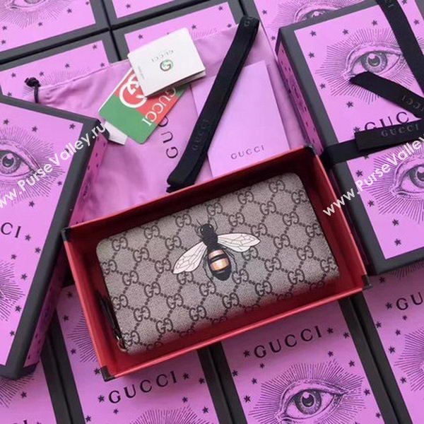 Gucci Bee Print GG Supreme Zip Around Wallet 451273 BEE